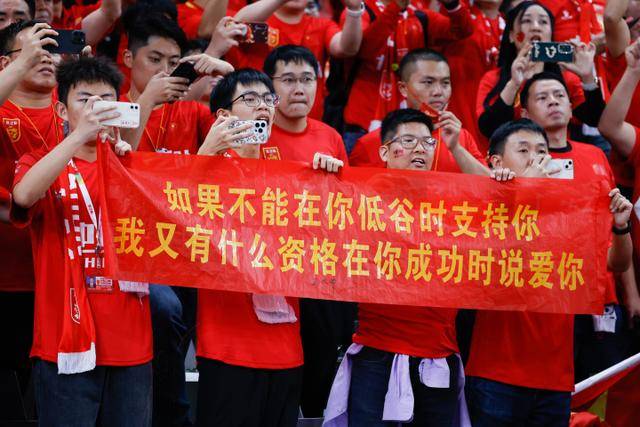 费城新阵容！詹姆斯能否引领76人再次夺冠？